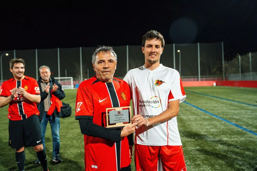 RCD马略卡老将主场迎战Penya Secció AA的友谊赛