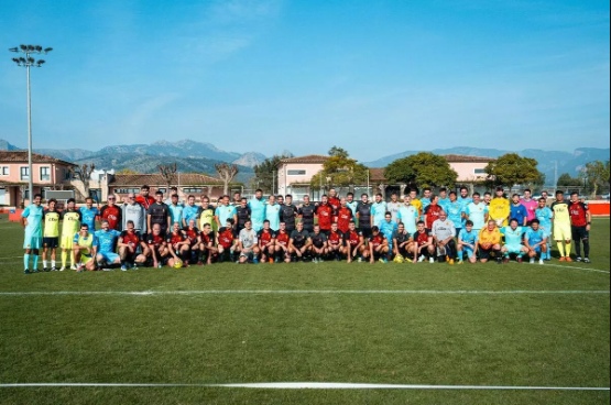 安东尼奥·阿森西奥体育城举办我们年度员工对本地媒体的比赛