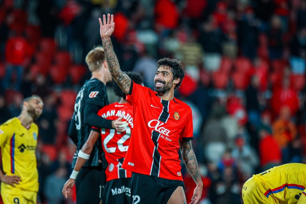 萨穆·科斯塔：“我们必须继续努力和信任，这个周末我们有机会。”